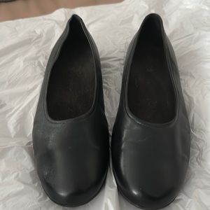 Real leather, black skimmer shoes 8 1/2W